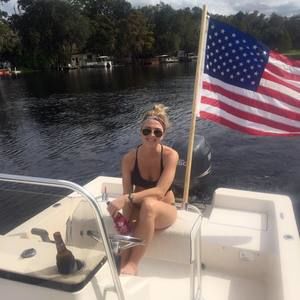 Meet your Posher, Jenna